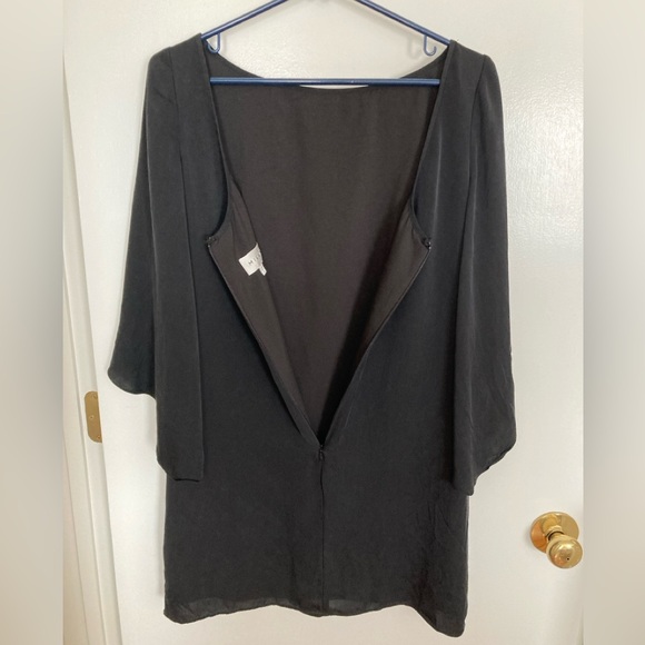 Milly, Black Stretch Silk Crepe Mini Dress, Tulip Butterfly Sleeve, Size 6 - Picture 6 of 10